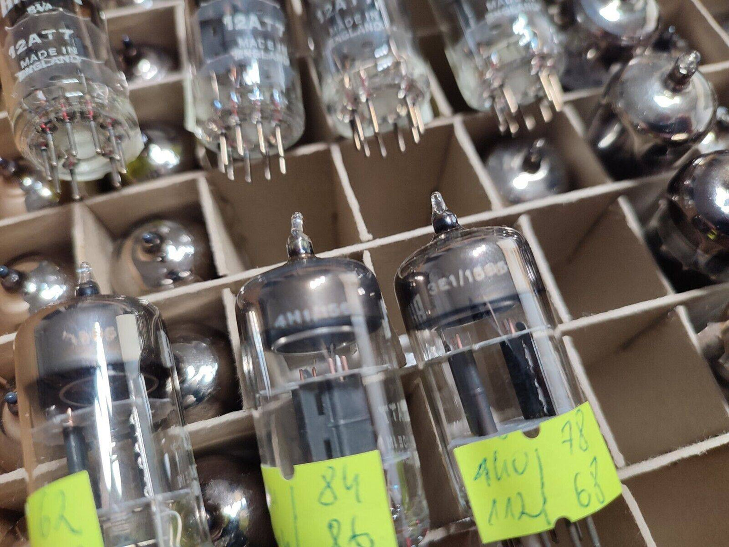 1 Pcs ECC81 12AT7 NOS O Triode Getter Black Plates Brimar Holland