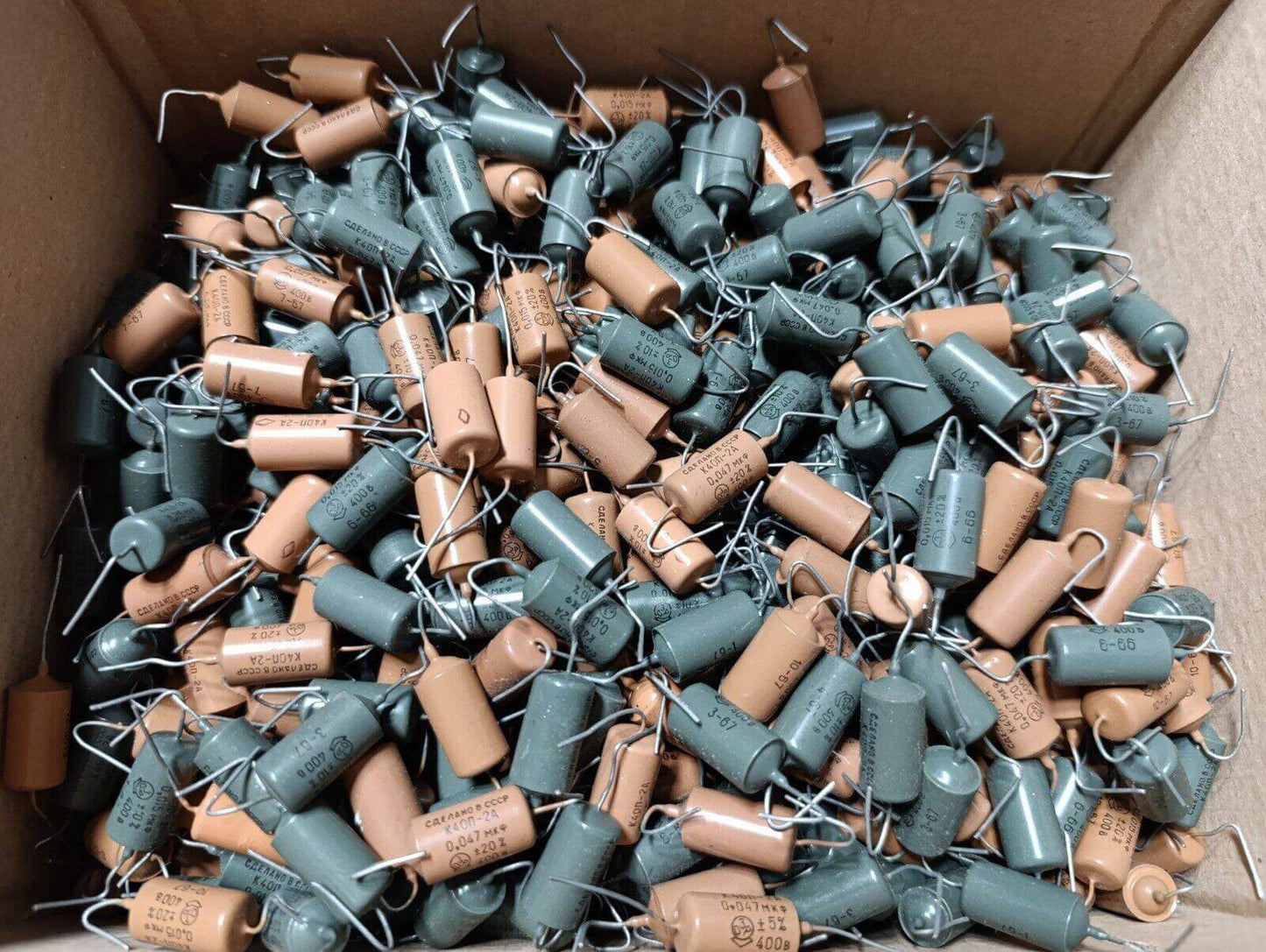 Box of 10 Pcs PiO AUDIO Guitar tone Capacitors K40P-2A .015uF 400V NOS in grey and brown colors