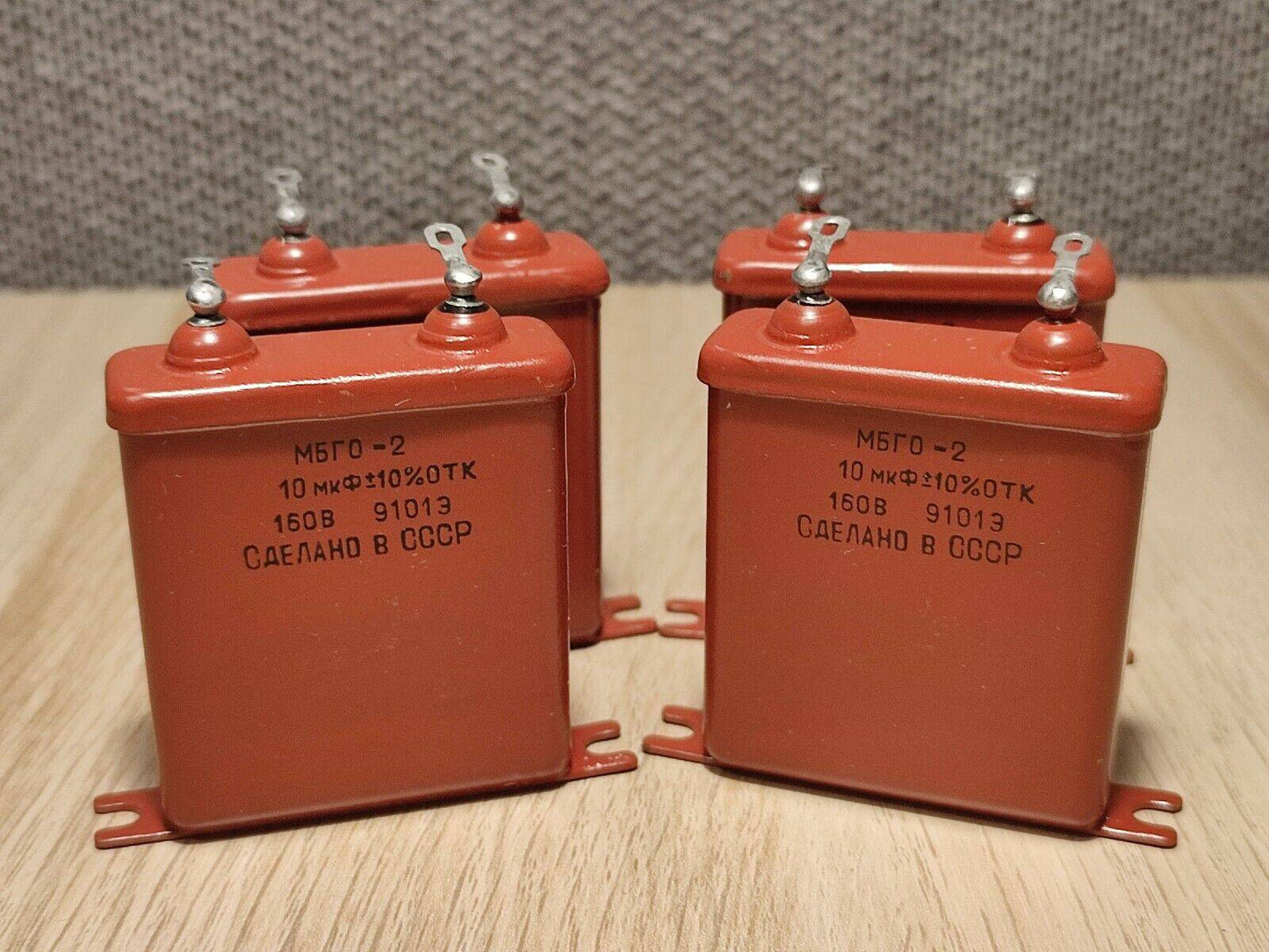 Lot of 4 pcs ( Same Batch) MBGO-2 10uF 160V Russian PIO Capacitors New