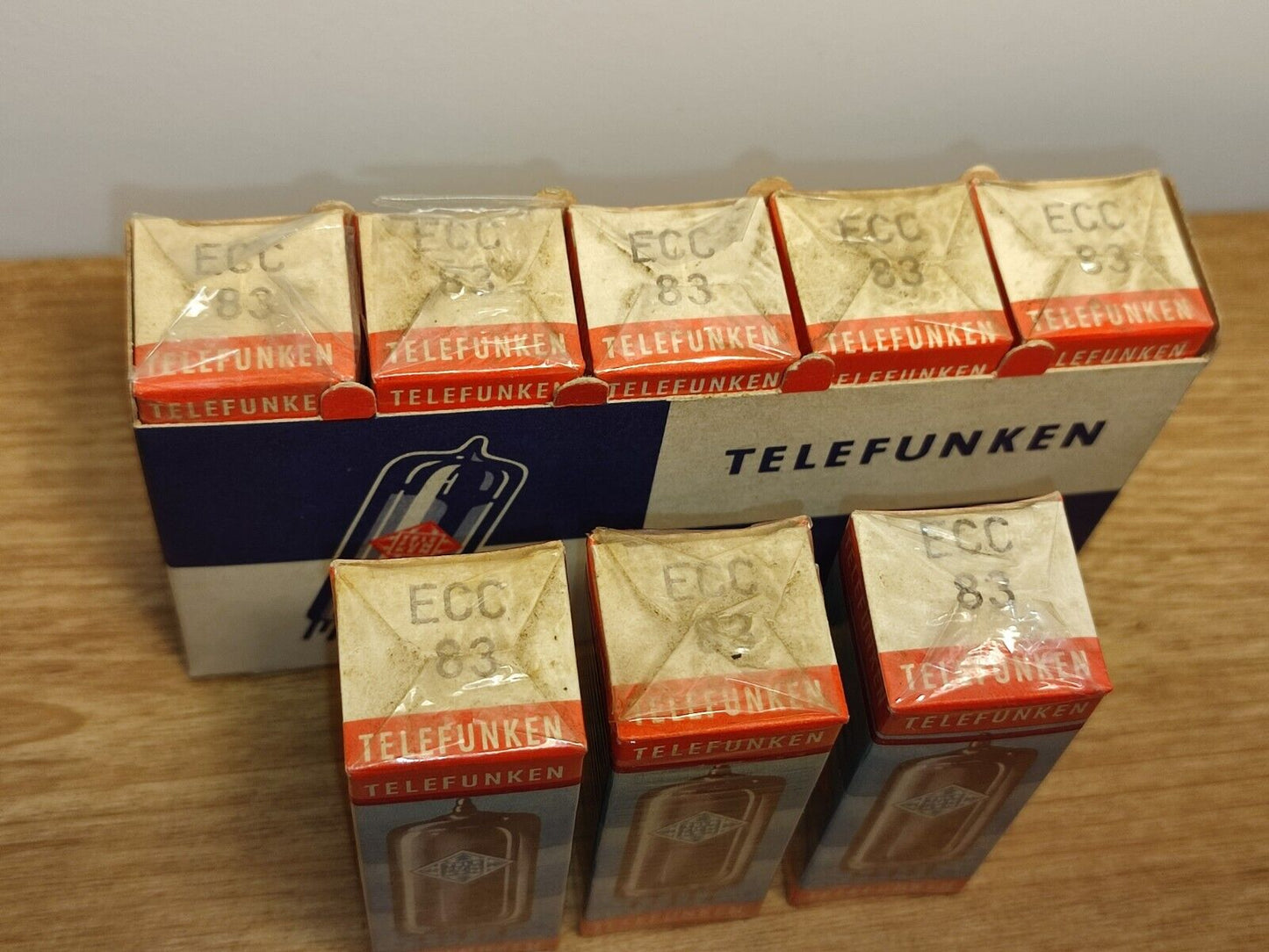 1x ECC83 TELEFUNKEN TUBE NOS FACTORY SEALED NEW BOXED (One Tube Only)