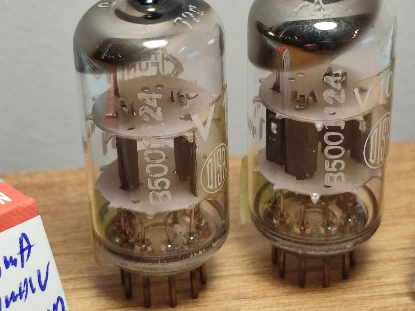 Pair ECC81 TELEFUNKEN ( 12AT7 6201  E81CC ) 30° Degree O-Getter  NOS / NEW tubes