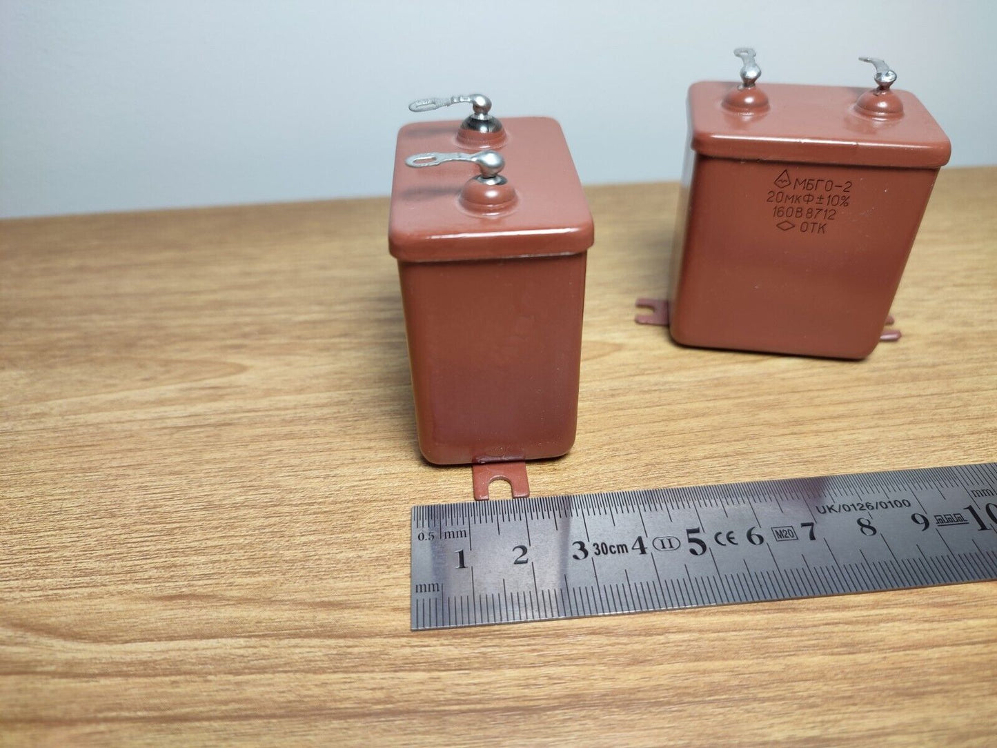 20 uF 160 V  PAIR RUSSIAN PAPER IN OIL PIO AUDIO CAPACITORS MBGO-2 МБГО-2 NEW