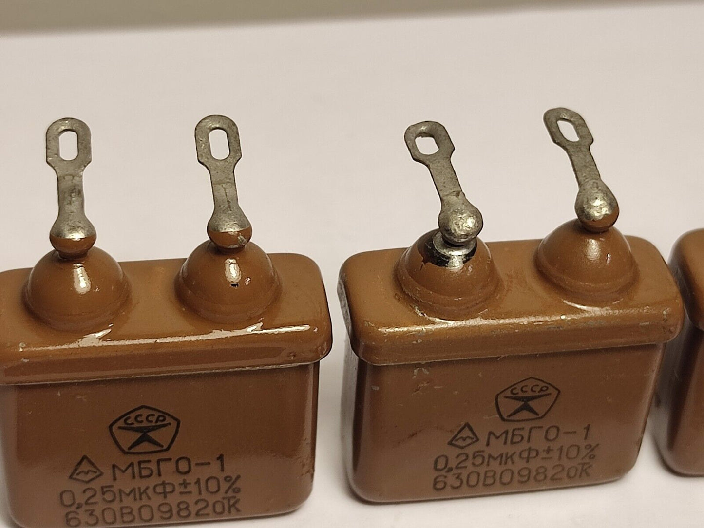 0.25uF 630V LOT OF 4 RUSSIAN PAPER PIO AUDIO CAPACITORS MBGO MBGO-1 МБГО-1