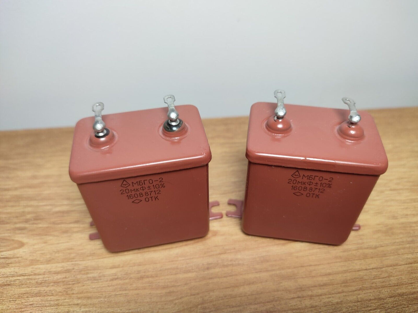 20 uF 160 V  PAIR RUSSIAN PAPER IN OIL PIO AUDIO CAPACITORS MBGO-2 МБГО-2 NEW