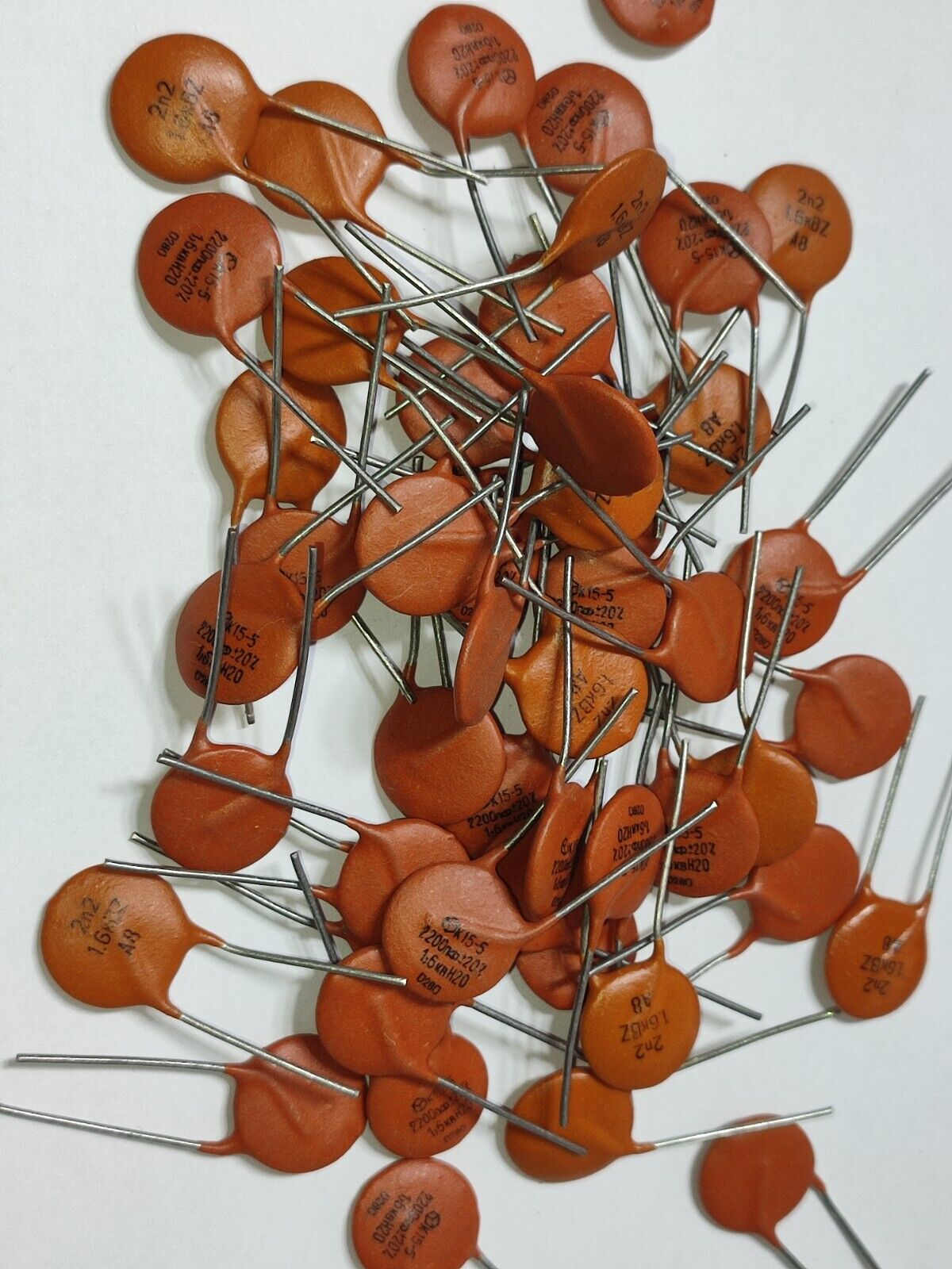 2.2nF 2200pF 1.6kV ±20 % Ceramic Disc Capacitor K15-5-N20 -- NOS (50 pieces)