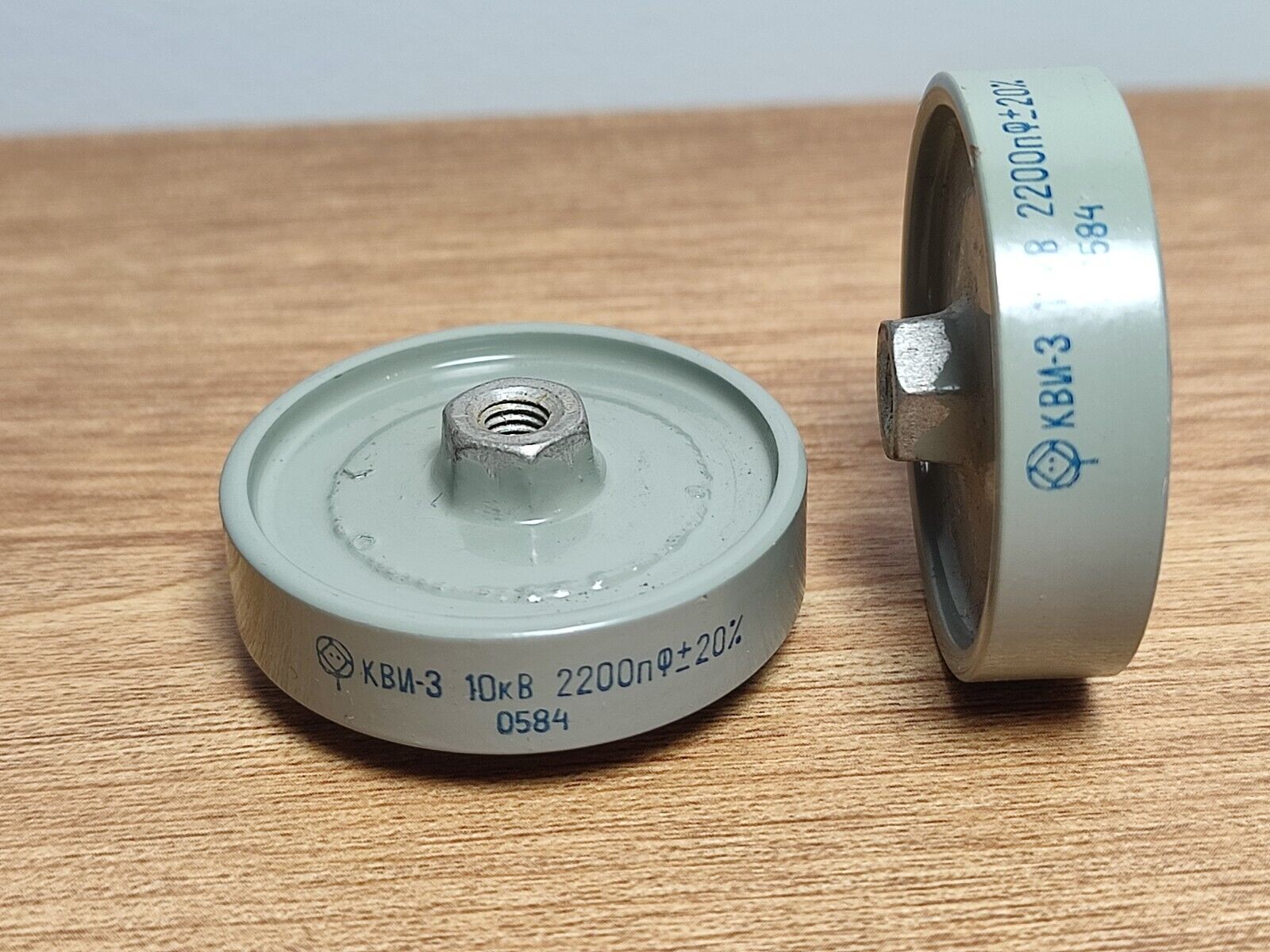 KVI-3 / КВИ-3 2pcs. 2200pF 10kV Ceramic Capacitor Ceramic Doorknob  CAP 2.2nF