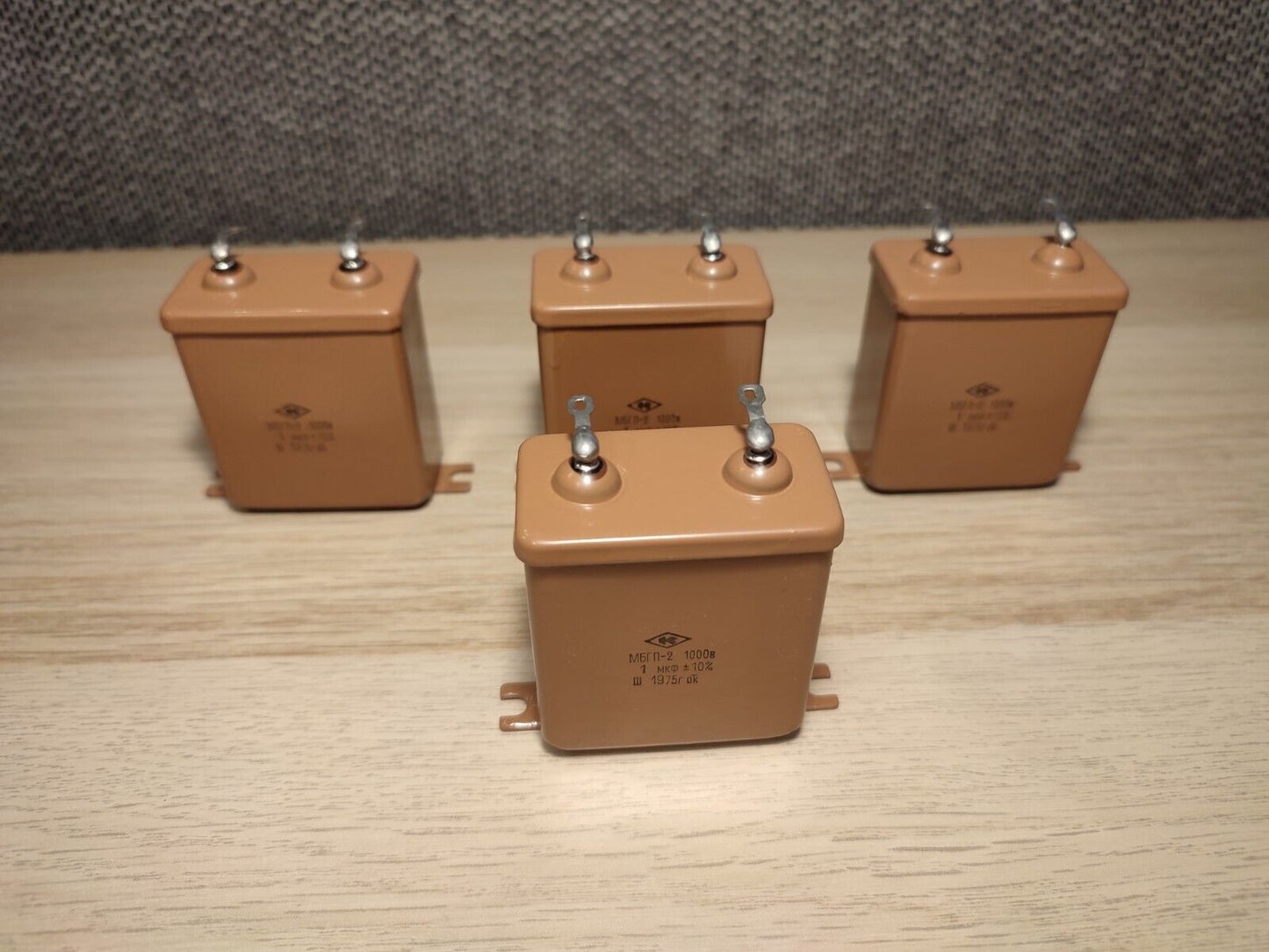 1uF 1 mFD 1µF 1000V 1kV PiO (Paper In Oil) Russian Capacitors MBGP Lot of 4 NOS