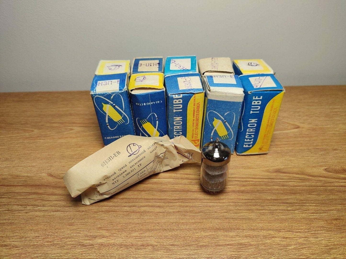 10Pcs. 6N3P-EV /5670/2c51/396 A/ECC42 NOS NIB Gold Grid 3 Mica Mil USSR Tube - Vintage Radio Parts Store