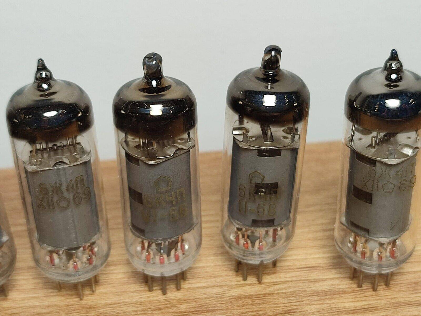 11pcs 6K4P (6BA6, EF93, 5376, 6К4П) HF PENTODE TUBES / NEW 60's  NOS - Vintage Radio Parts Store