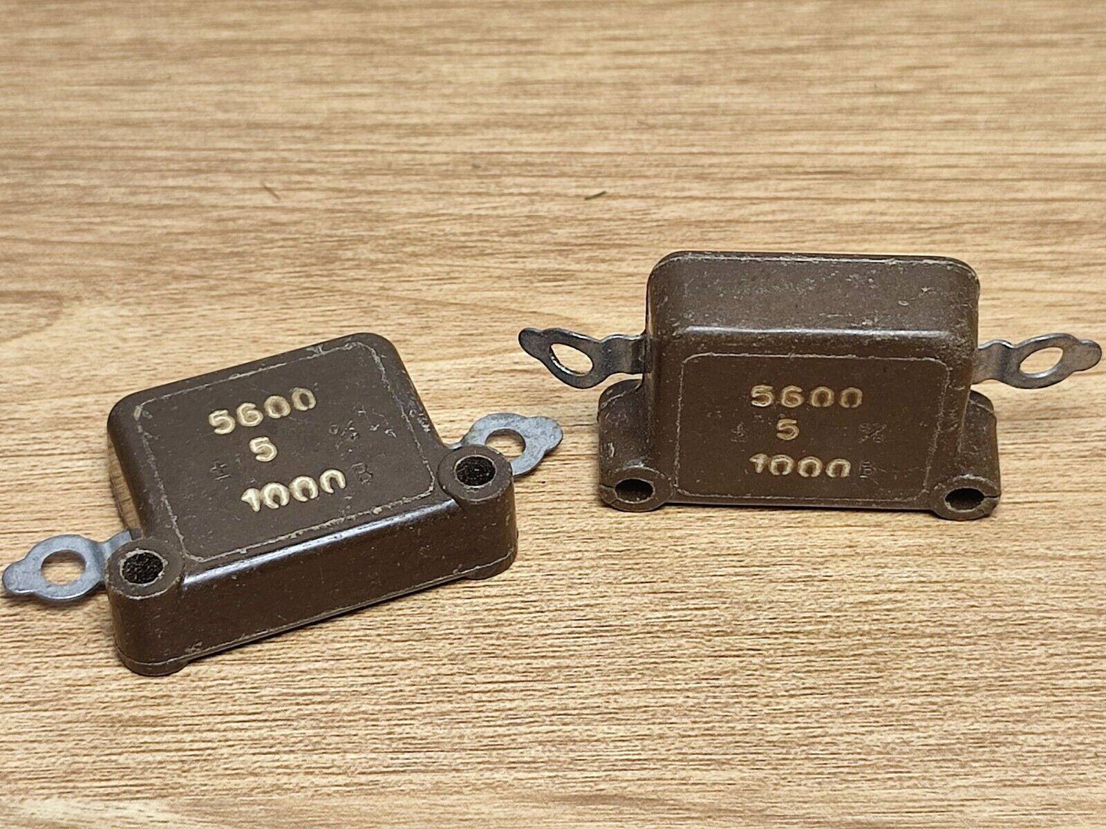 2Pcs. LOT 5600pF 1000V / 1kV 5% RUSSIAN SILVER-MICA CAPACITORS KSO-8 KSO-8 - Vintage Radio Parts Store