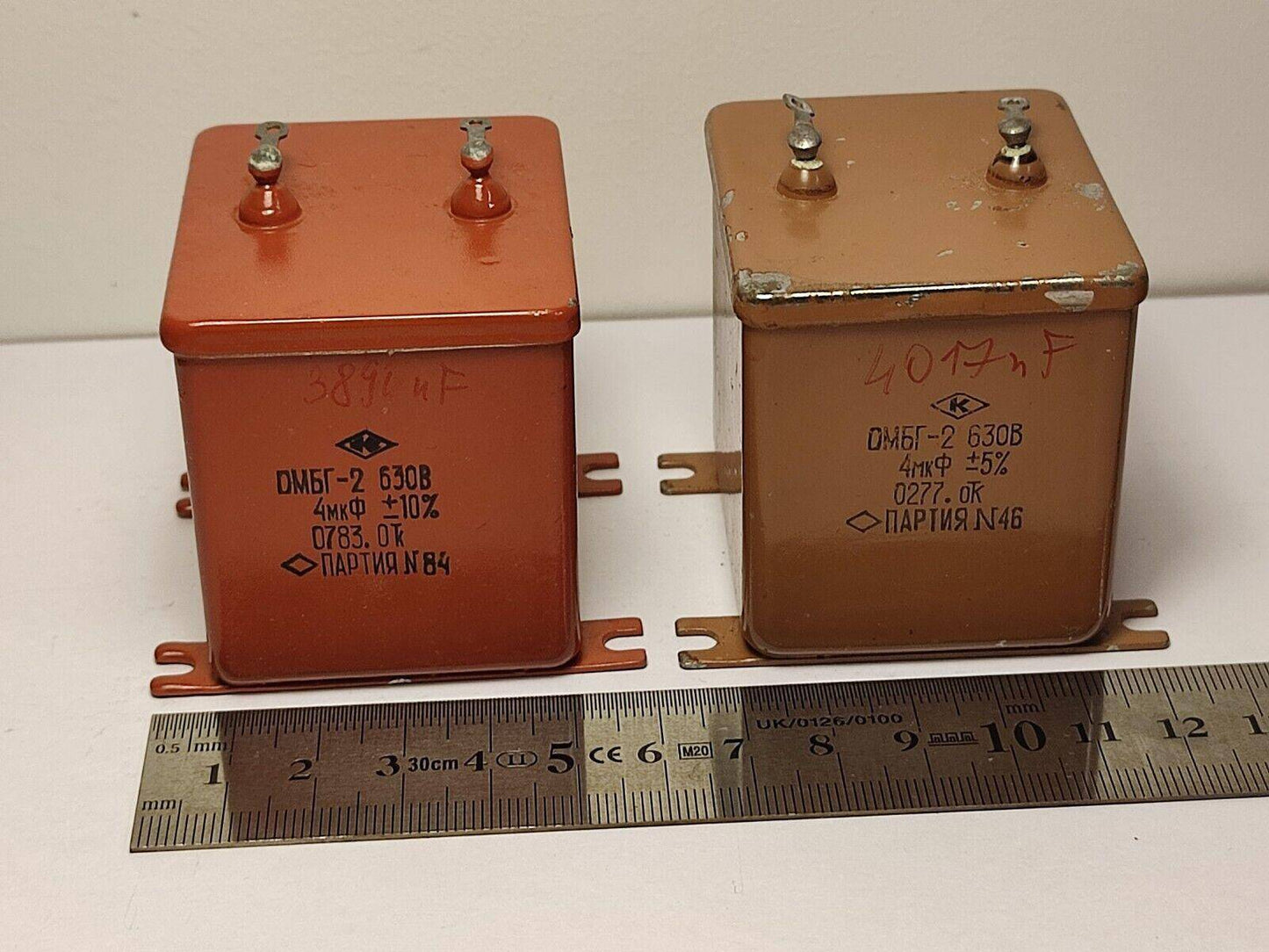 2x 4 uF 630 V RUSSIAN PAPER PIO AUDIO CAPACITOR OMBG-2 ОМБГ-2 - Vintage Radio Parts Store