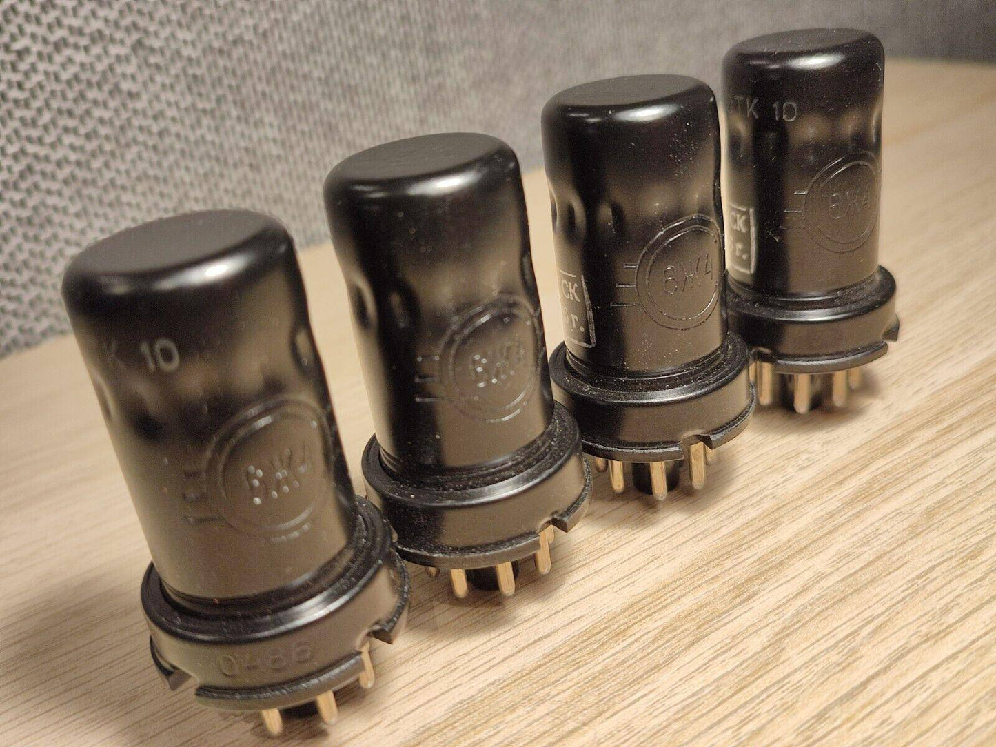 4pcs 6J4 Vacuum tube (~6AC7 ~6AJ7 ~1649 ~1682 ~6134 ~6AB7) Metal Base NOS VALVE - Vintage Radio Parts Store