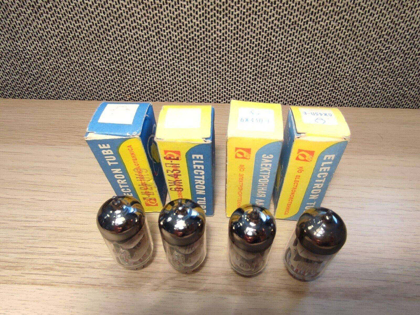 4Pcs 6J43P-E HF pentode tube (with two separate anodes). Gold grid! NOS - Vintage Radio Parts Store