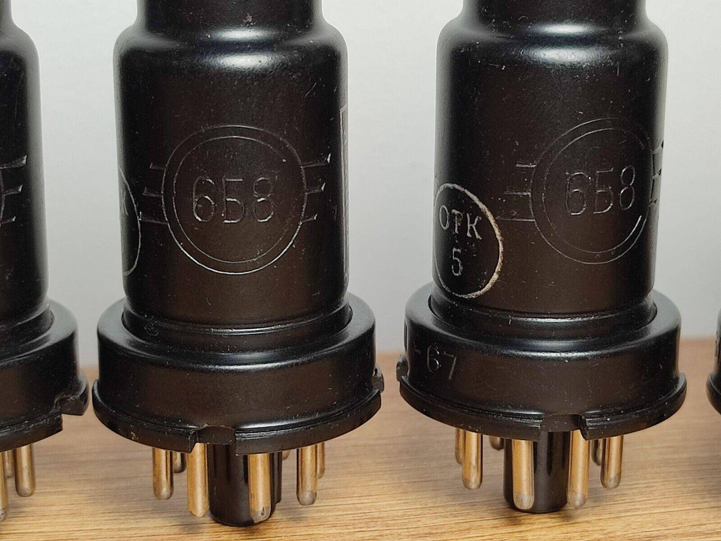 6x 6B8 (6Б8) Military Version Russian Double Diode-Pentode Tubes Röhre NOS 60's - Vintage Radio Parts Store