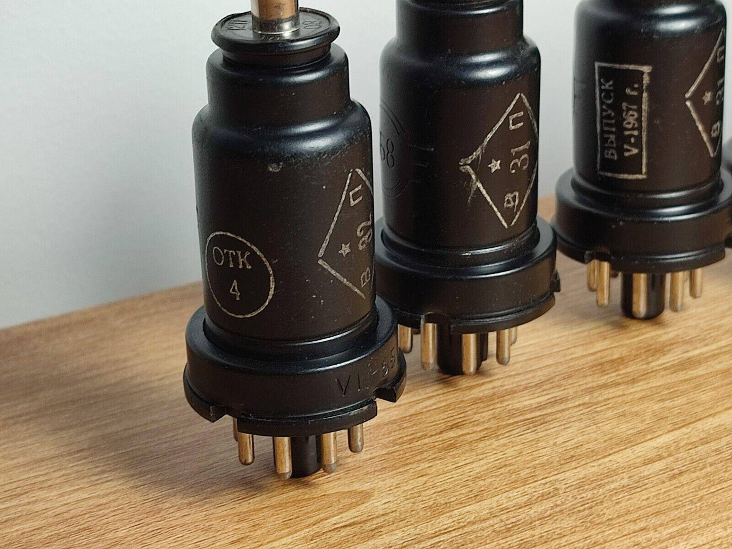 6x 6B8 (6Б8) Military Version Russian Double Diode-Pentode Tubes Röhre NOS 60's - Vintage Radio Parts Store