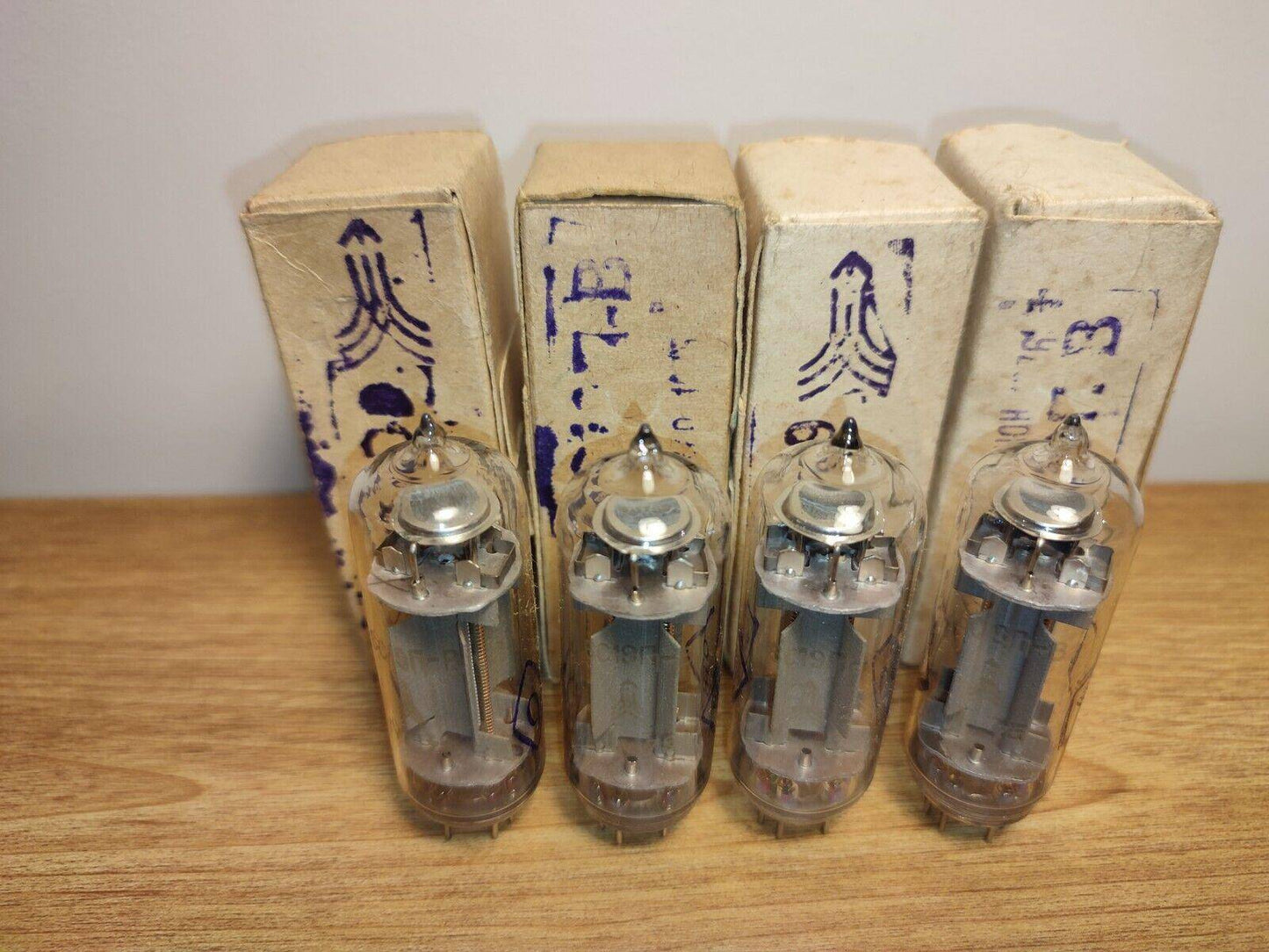 EU Stock! 4 Pcs 6S19P-V (6С19П-В) Audiophile Same Date 1970's Triodes tubes NEW - Vintage Radio Parts Store