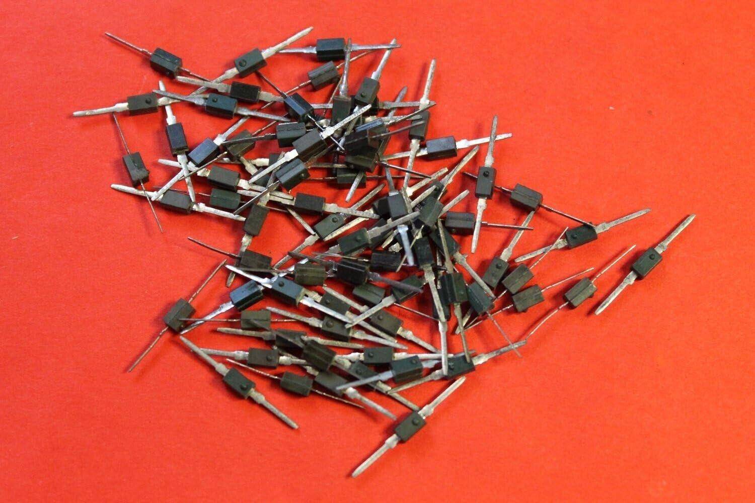 Varicap Silicon KV122A USSR 30 pcs Soviet USSR era - Vintage Radio Parts Store