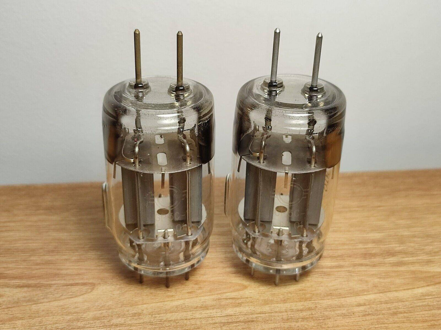 2pcs 6R3S-1 / 6P3C-1 SVETLANA Double Beam Tetrode Same Date Vacuum Tubes NEW NOS - Vintage Radio Parts Store