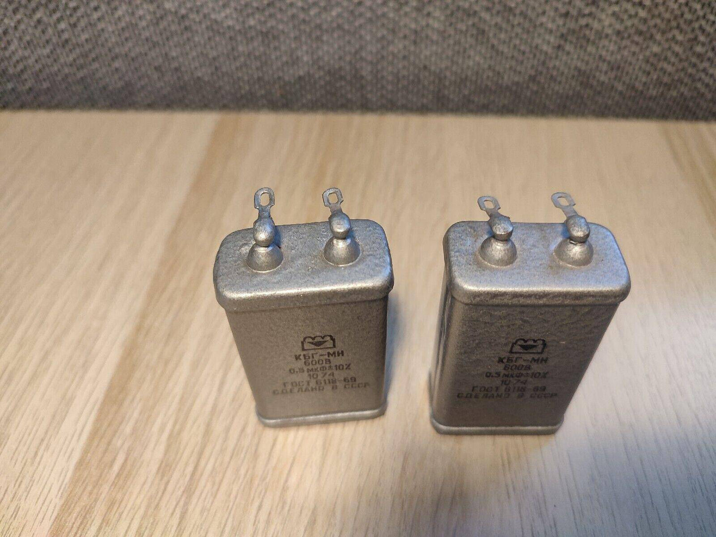 2X 0.5 uF 600 V 10% LOT OF 1 RUSSIAN PAPER PIO AUDIO CAPACITOR KBG-MN КБГ-МН - Vintage Radio Parts Store