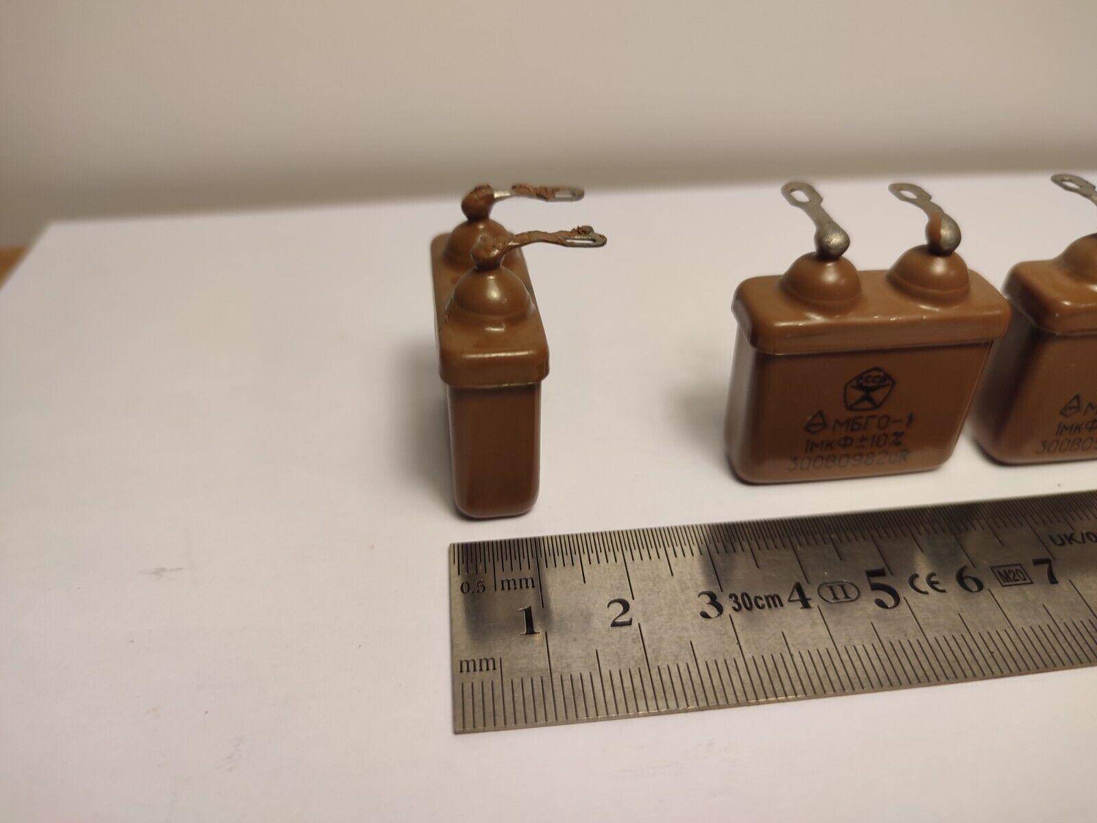 4x 1 uF 10% 300 V RUSSIAN PAPER IN OIL (PIO) AUDIO CAPACITOR MBGO-1 МБГО-1 - Vintage Radio Parts Store