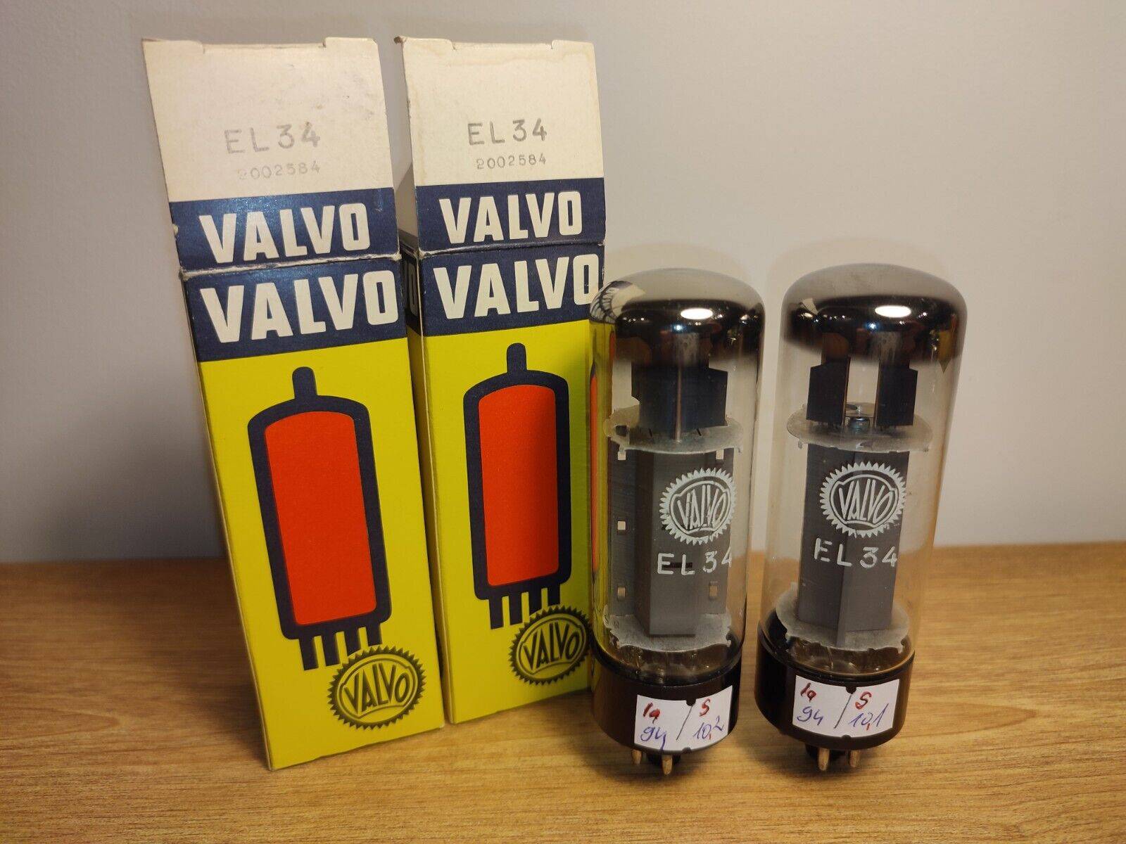 NOS Pair Valvo Label EL34 Mullard Blackburn Code xf3 Same code B5H2 - Vintage Radio Parts Store