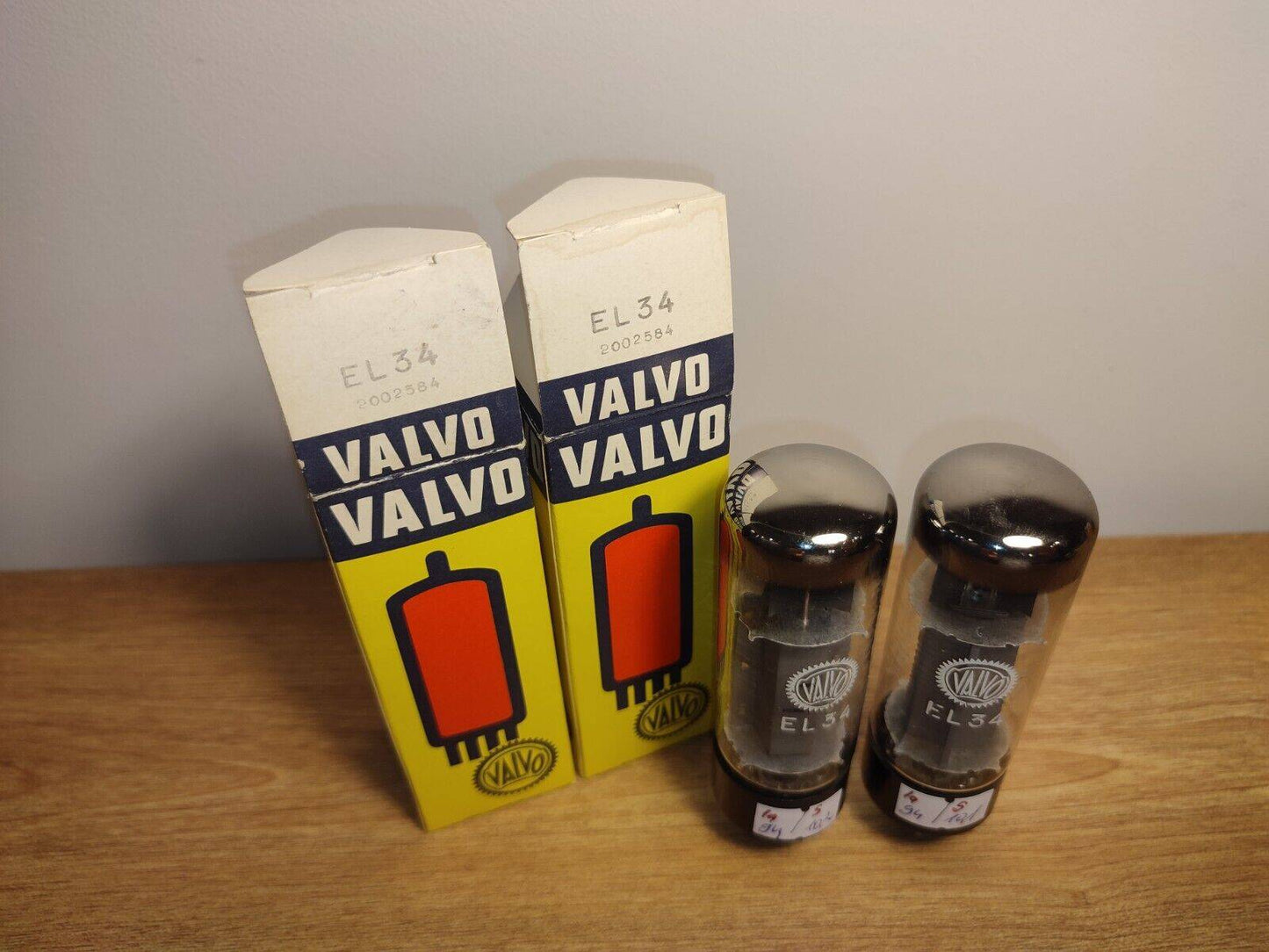 NOS Pair Valvo Label EL34 Mullard Blackburn Code xf3 Same code B5H2 - Vintage Radio Parts Store